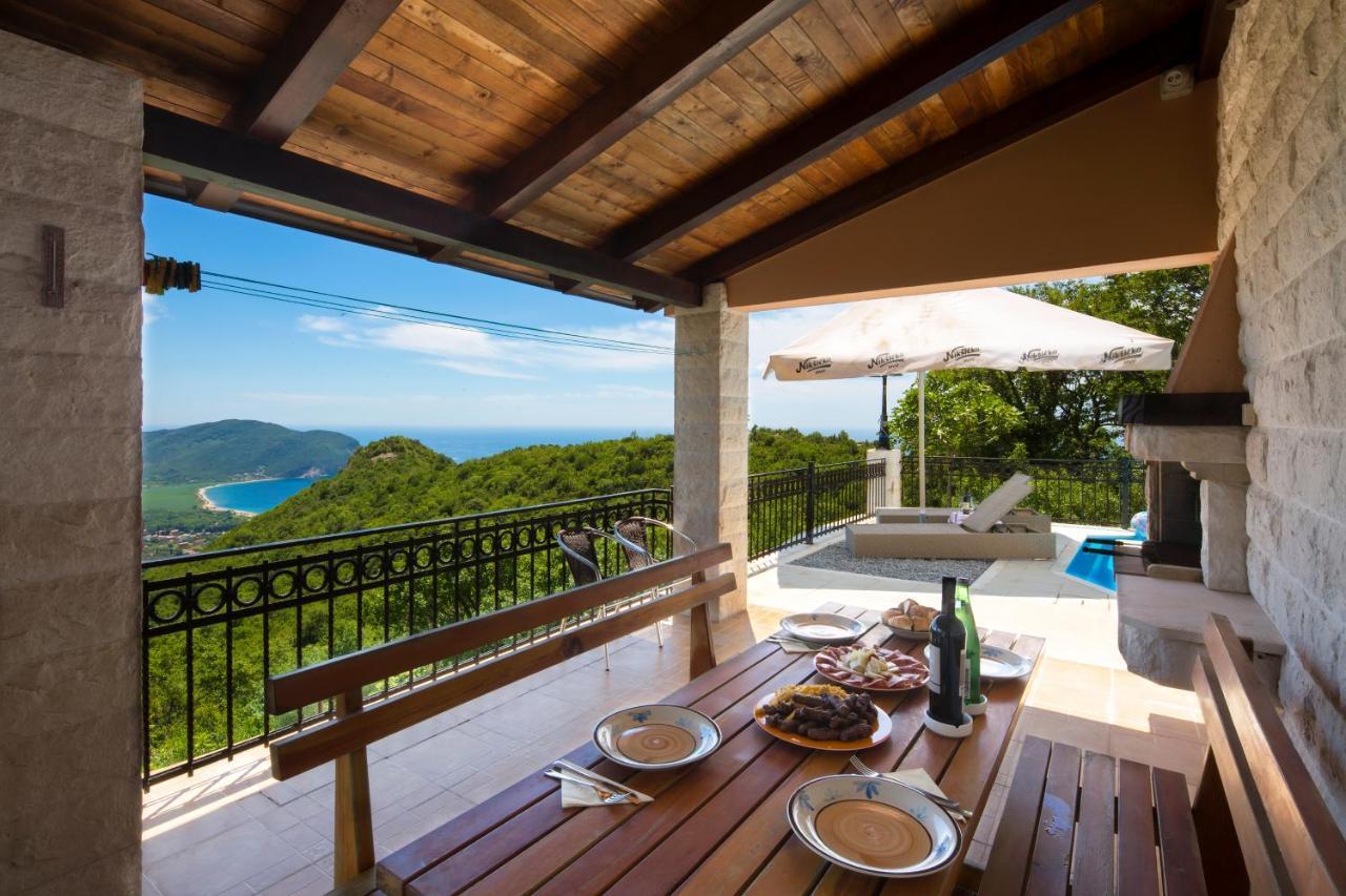 Villa Robinson Petrovac エクステリア 写真