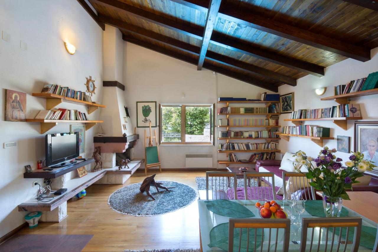 Villa Robinson Petrovac エクステリア 写真