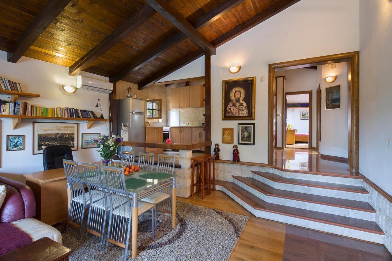 Villa Robinson Petrovac エクステリア 写真